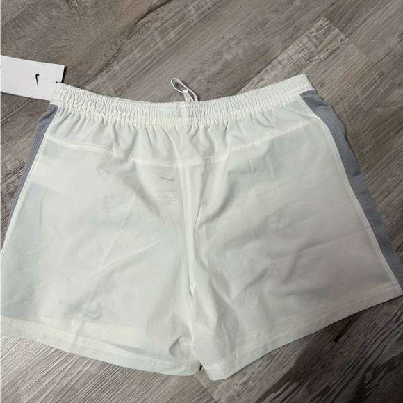 Nike shorts - Picture 5 of 5